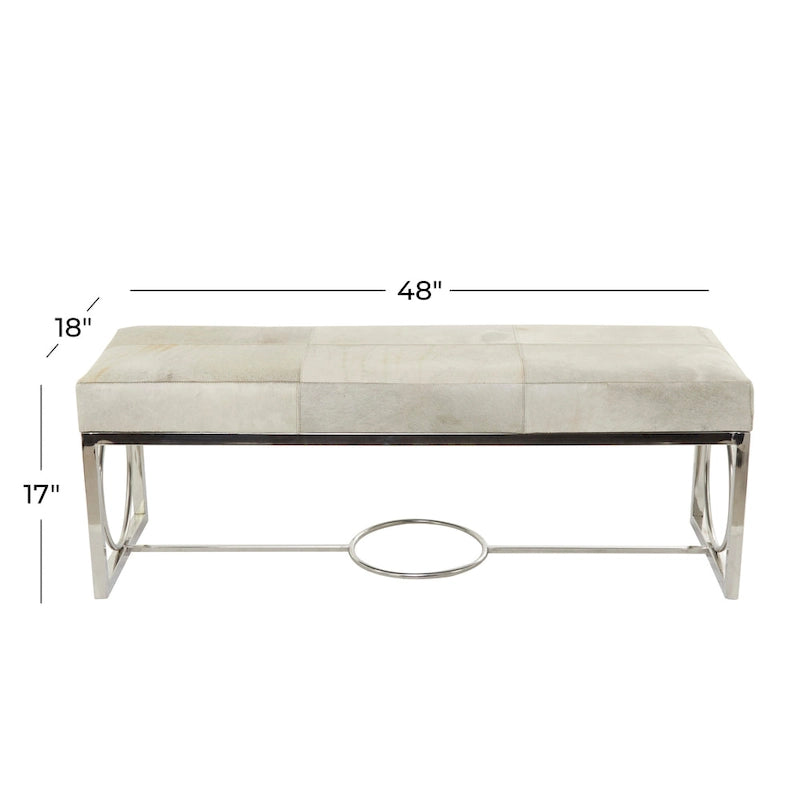 Banc en cuir de vache avec base argentée à découpes géométriques beige