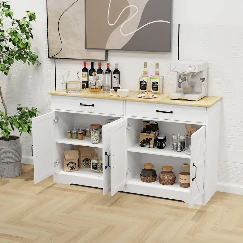 Grand buffet de ferme avec rangement