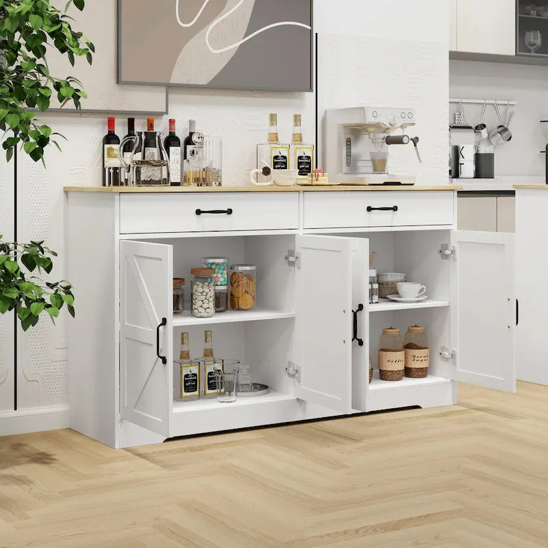 Grand buffet de ferme avec rangement